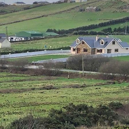 Beautiful Home On Lake Carrowmore Belmullet Exterior foto